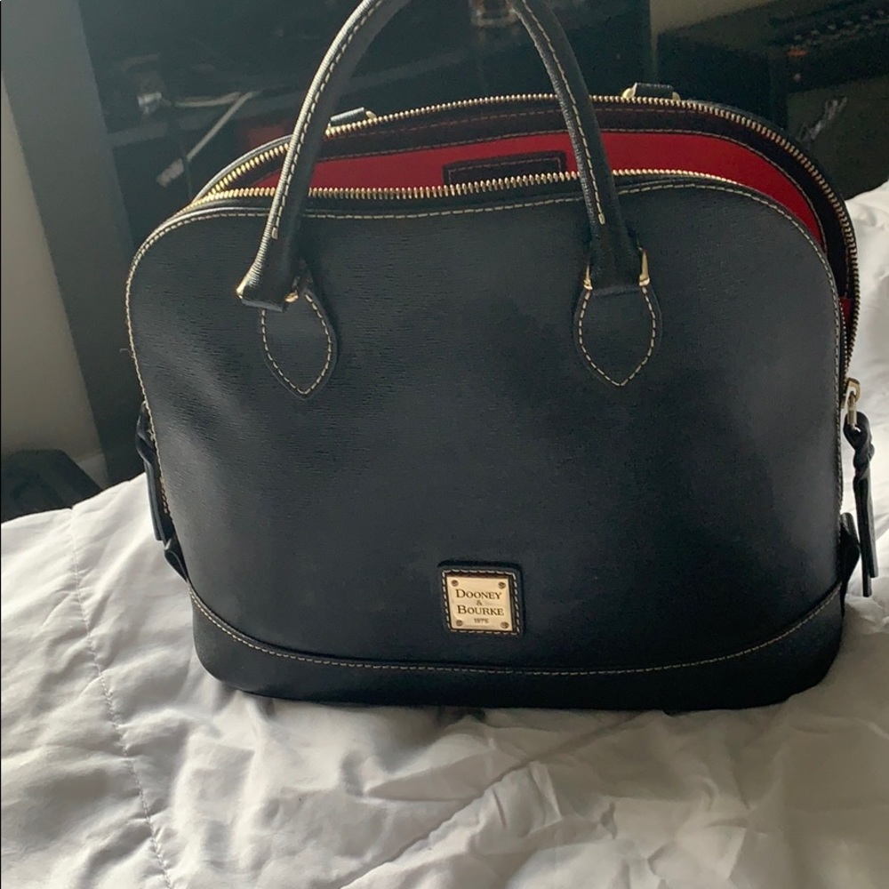 ⚡️ Dooney & Bourke purse